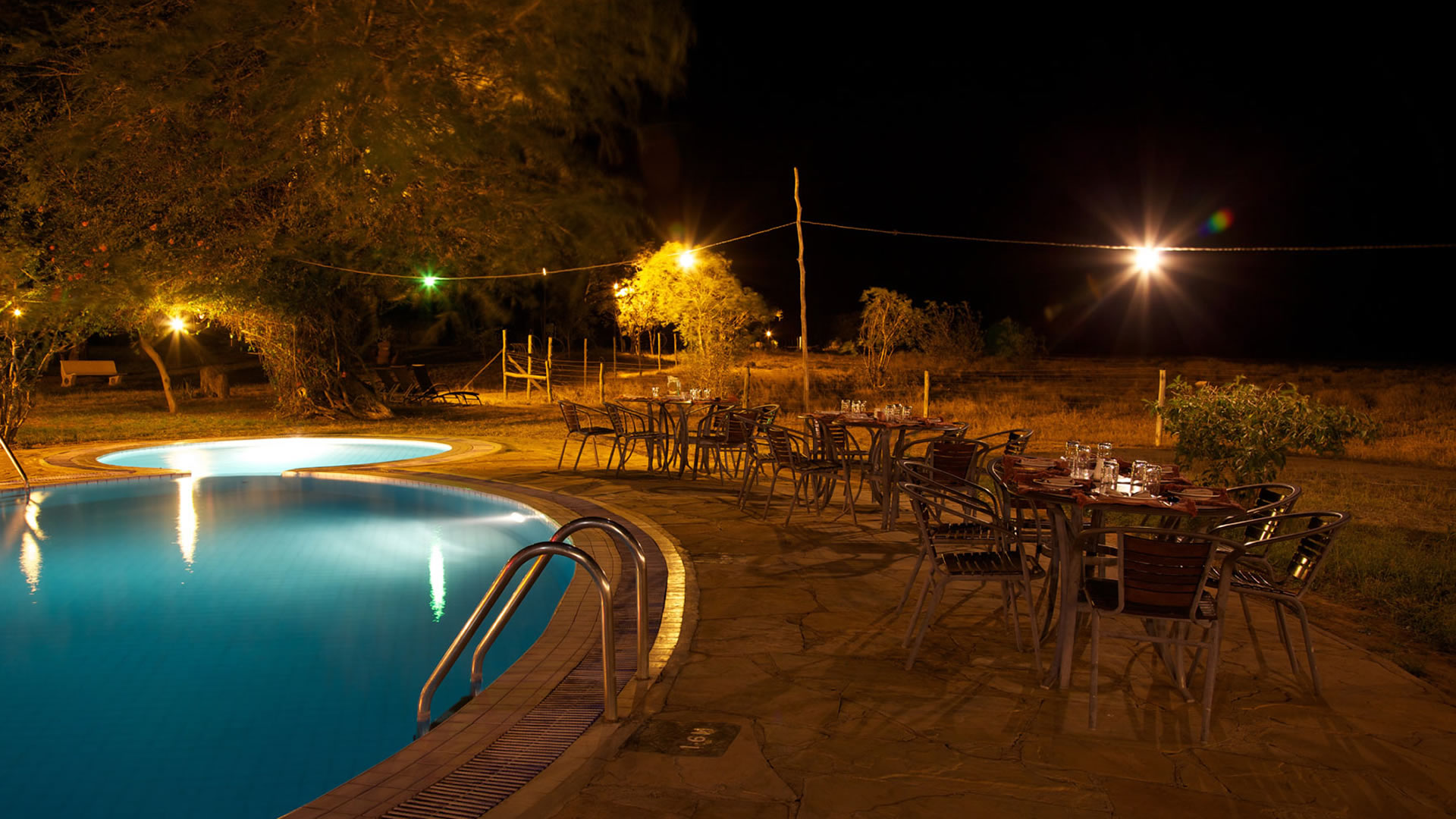 3 Days Tsavo East & Tsavo West National Parks 3 Days Tsavo East & Tsavo West National Parks
